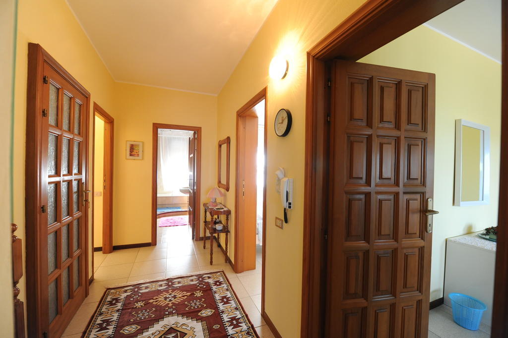 B&B Su Fassoi Santa Giusta Exteriör bild